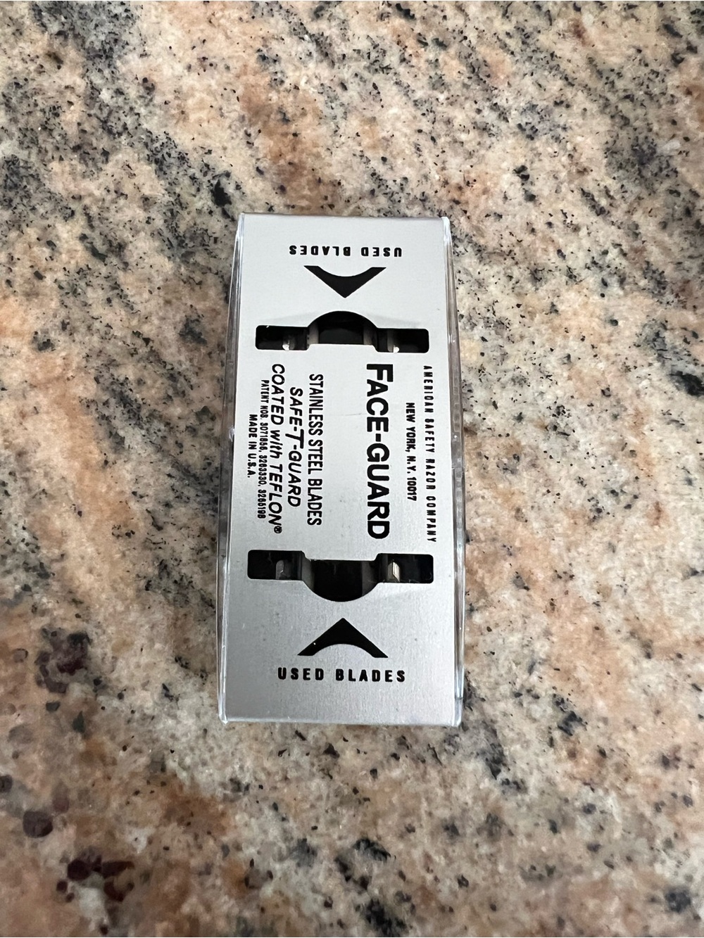 1958 Gillette Executive
Fatboy Adjustable
Safety Razor Set - Picture 4 of 16